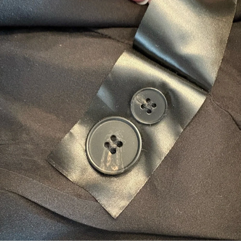 H&M Black One-Button Collared Women’s Blazer Jacket – Size XS — Office Wear